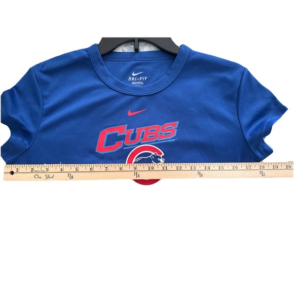 Chicago Cubs MLB Women's Blue Nike Dri-Fit Short Sleeve Polyester T-Shirt Medium - Picture 5 of 5